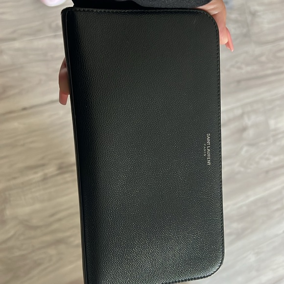 SAINT LAURENT ZIP AROUND WALLET - Picture 3 of 5